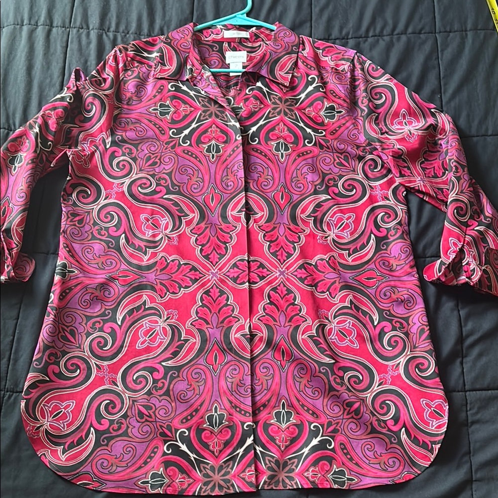 Chico’s Pink and Black Patterned Blouse tunic size 2 (L) Like New